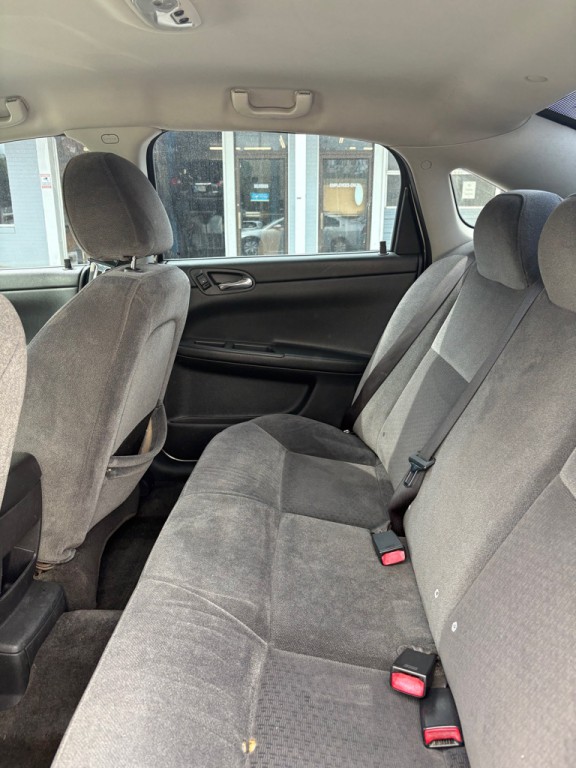 2009 Chevrolet Impala Image 11