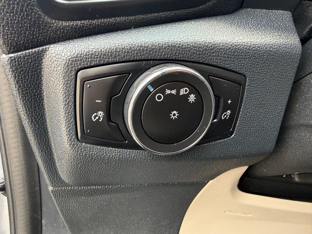 2021 Ford Econoline Image 14