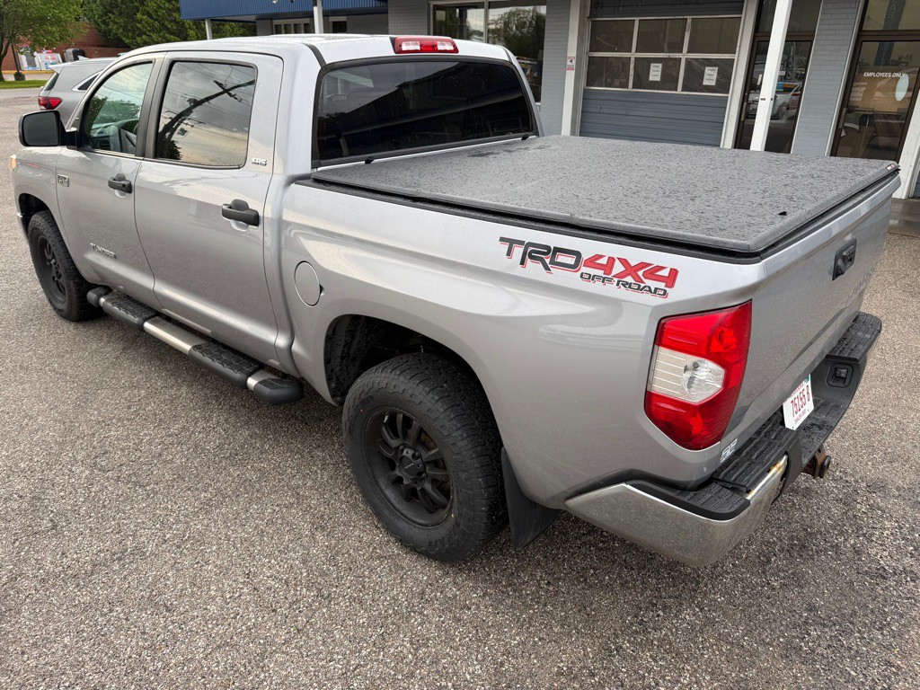 2017 Toyota Tundra Image 5