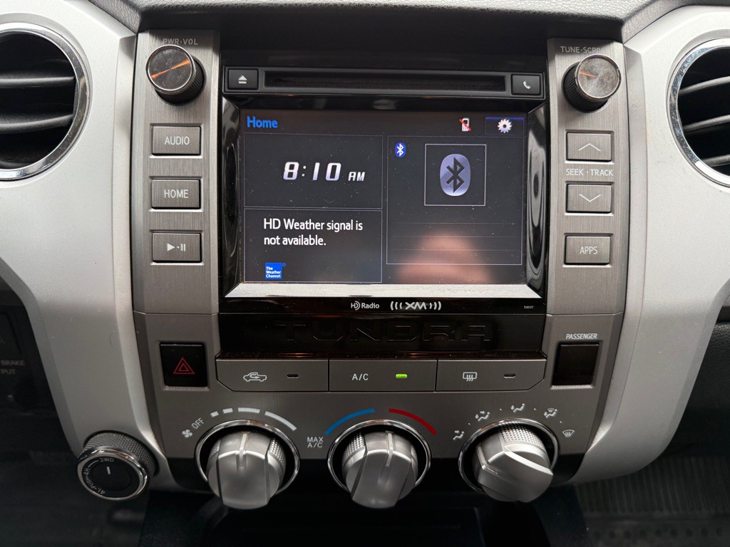 2017 Toyota Tundra Image 16