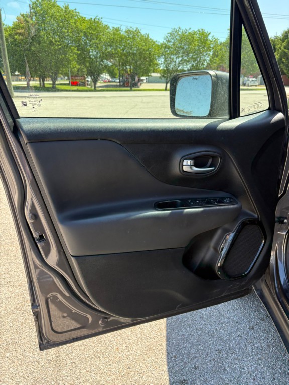 2018 Jeep Renegade Image 10