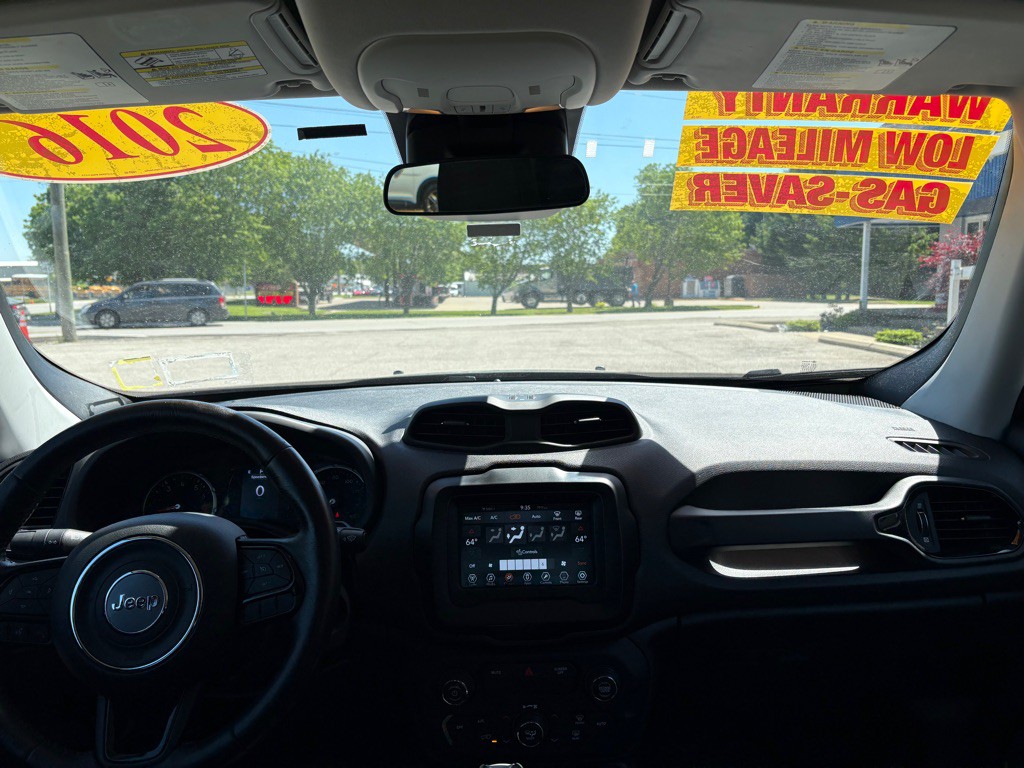 2018 Jeep Renegade Image 13