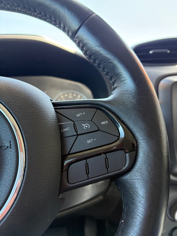 2018 Jeep Renegade Image 17