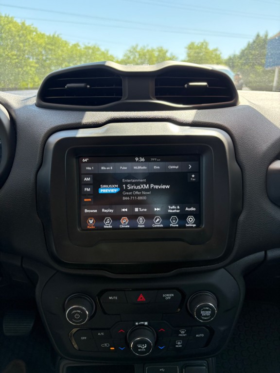 2018 Jeep Renegade Image 18