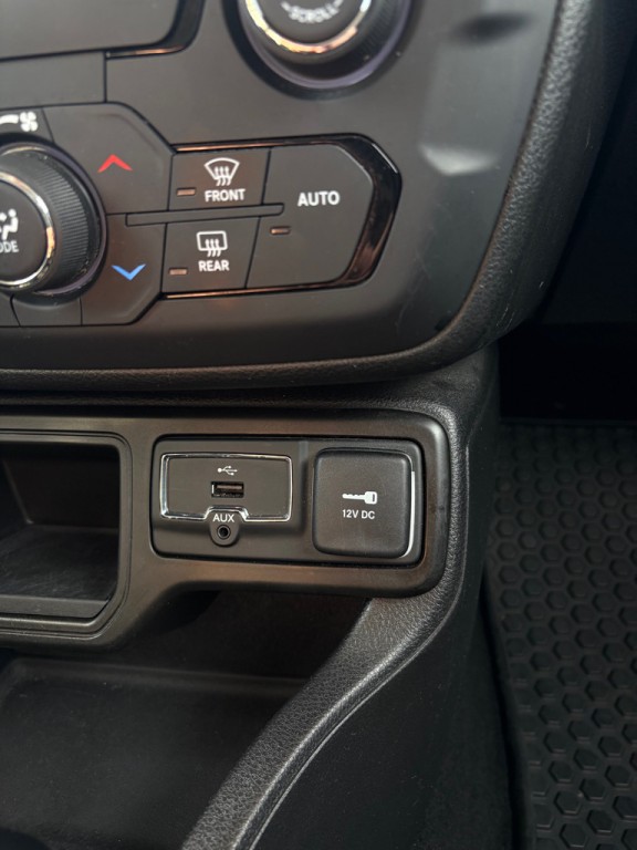 2018 Jeep Renegade Image 33