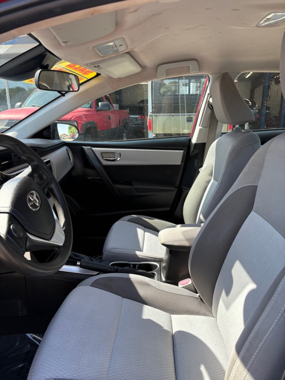 2017 Toyota Corolla Image 9