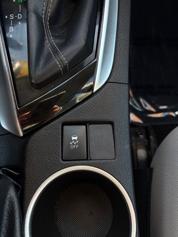 2017 Toyota Corolla Image 17