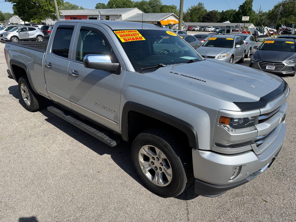 2017 Chevrolet Silverado 1500 Image 1