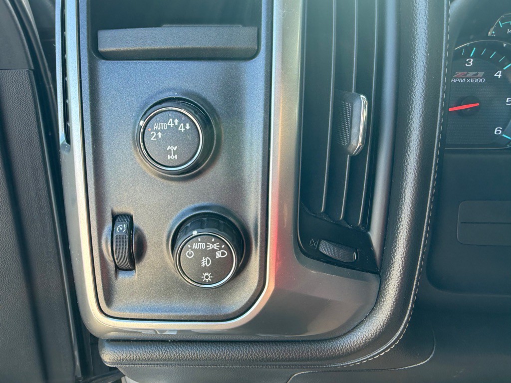 2017 Chevrolet Silverado 1500 Image 20