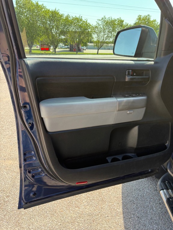 2013 Toyota Tundra Image 10