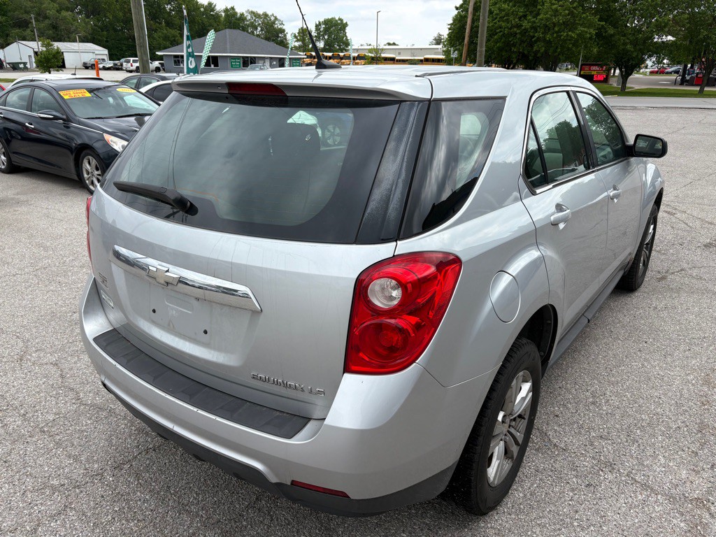 2010 Chevrolet Equinox Image 4
