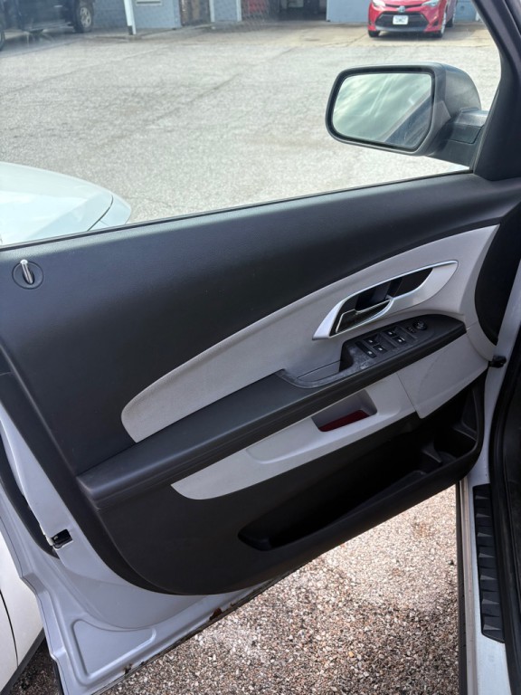 2010 Chevrolet Equinox Image 10