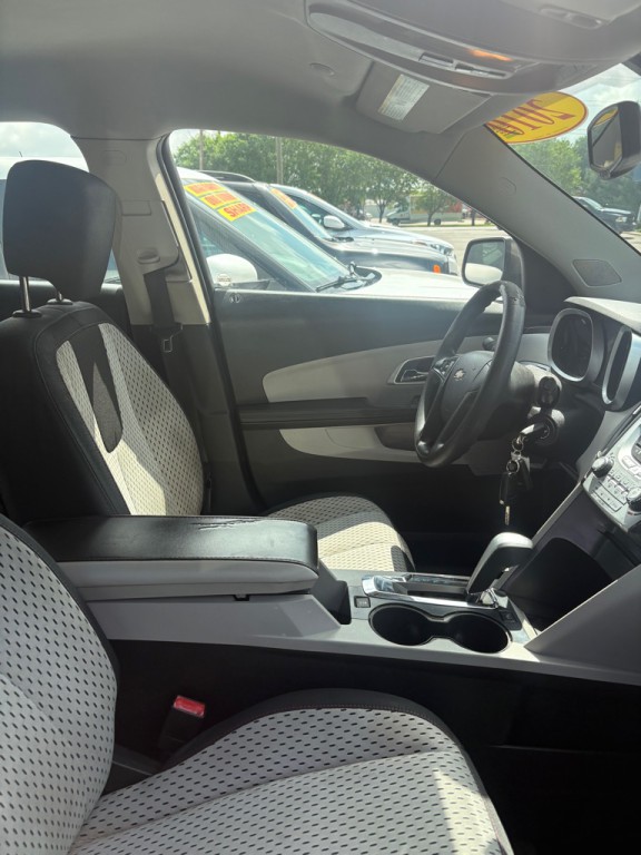 2010 Chevrolet Equinox Image 14