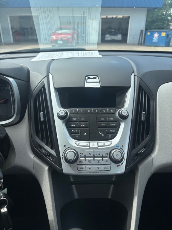 2010 Chevrolet Equinox Image 17