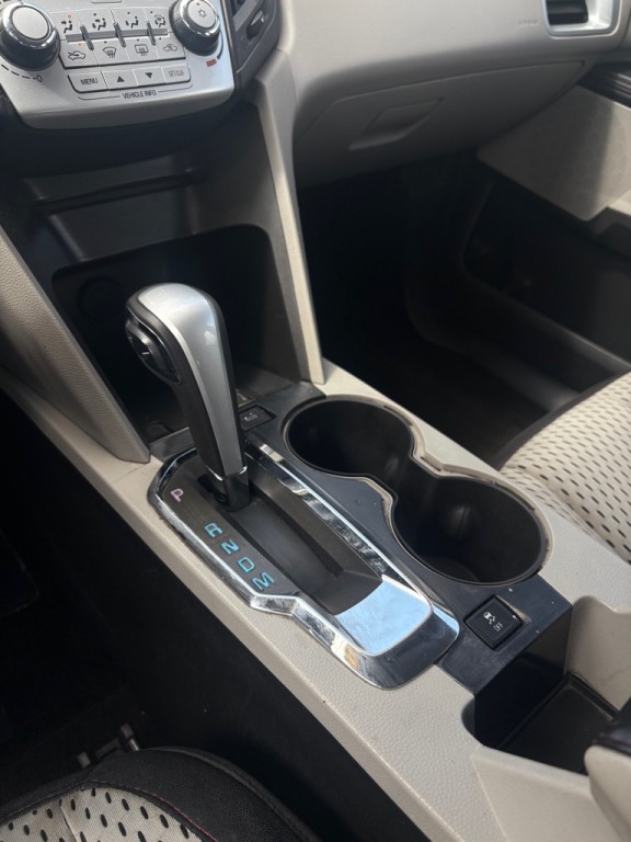 2010 Chevrolet Equinox Image 18