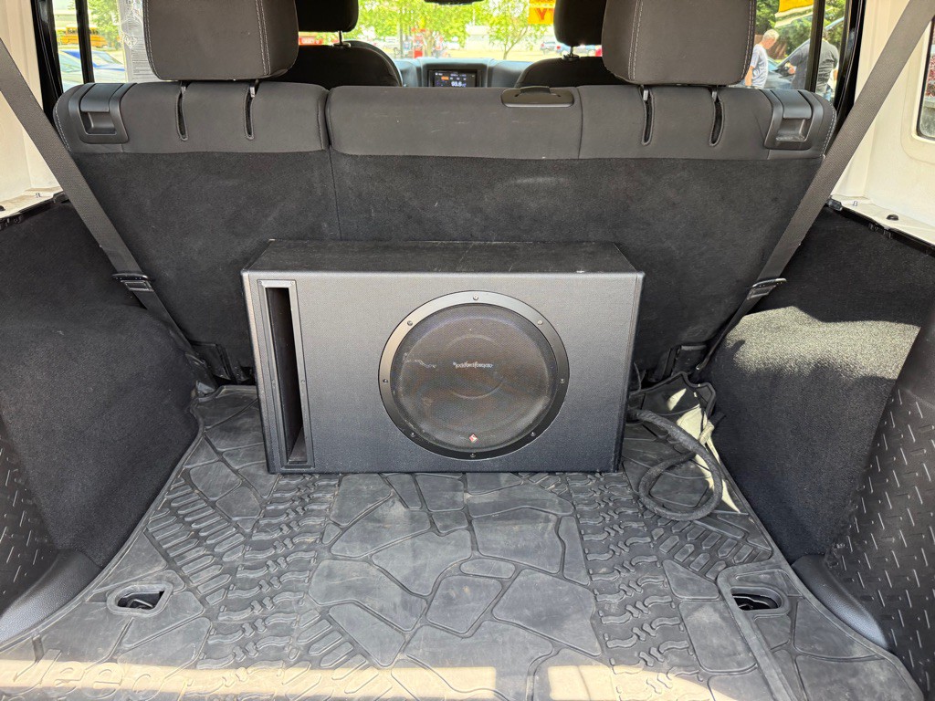 2015 Jeep Wrangler Unlimited Image 13