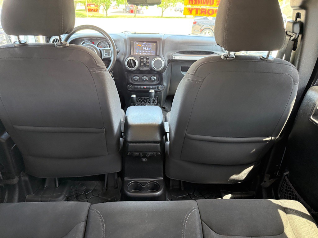 2015 Jeep Wrangler Unlimited Image 14
