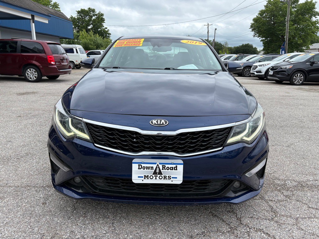 2019 Kia Optima Image 8