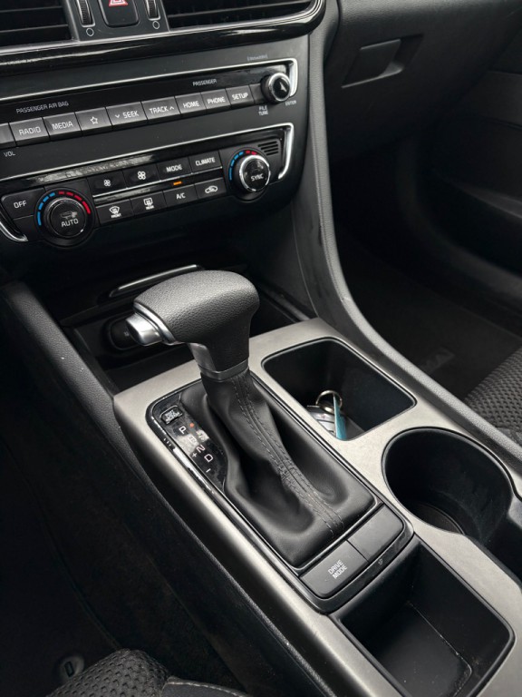 2019 Kia Optima Image 20