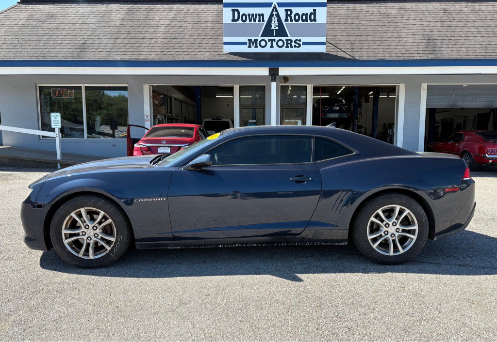 2014 Chevrolet Camaro Image 2