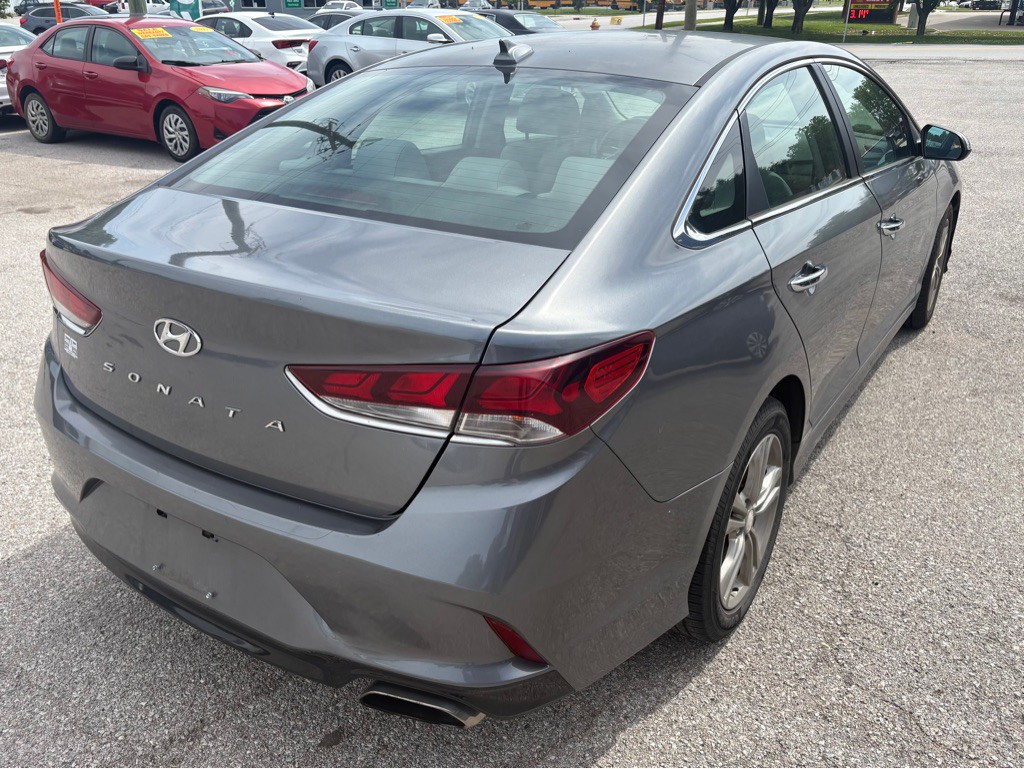 2018 Hyundai Sonata Image 4