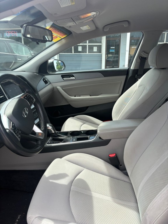 2018 Hyundai Sonata Image 9