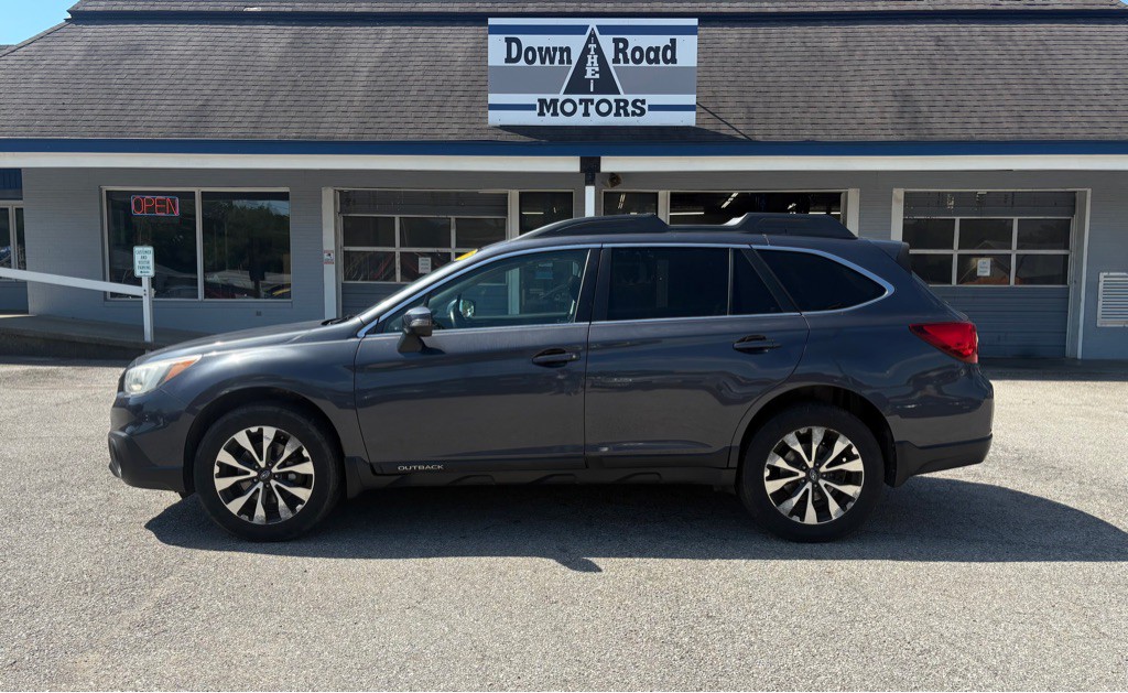 2015 Subaru Outback Image 2