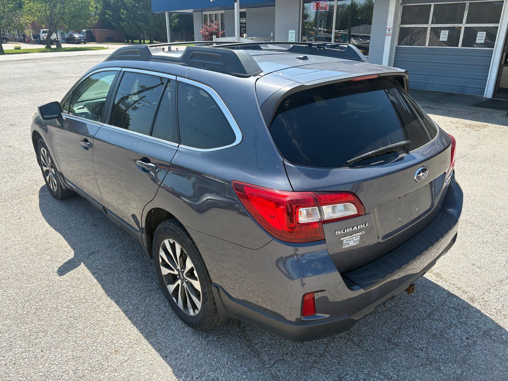 2015 Subaru Outback Image 6