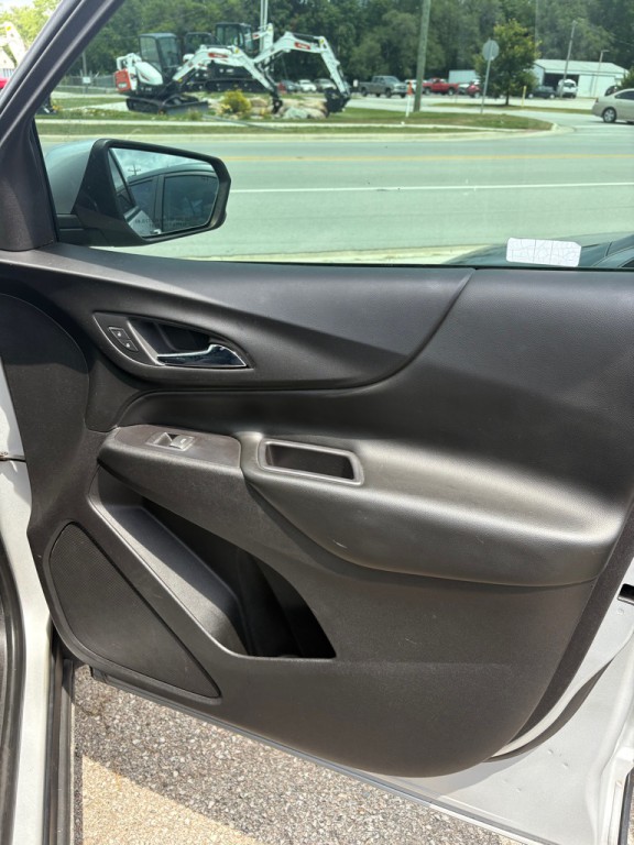 2019 Chevrolet Equinox Image 15