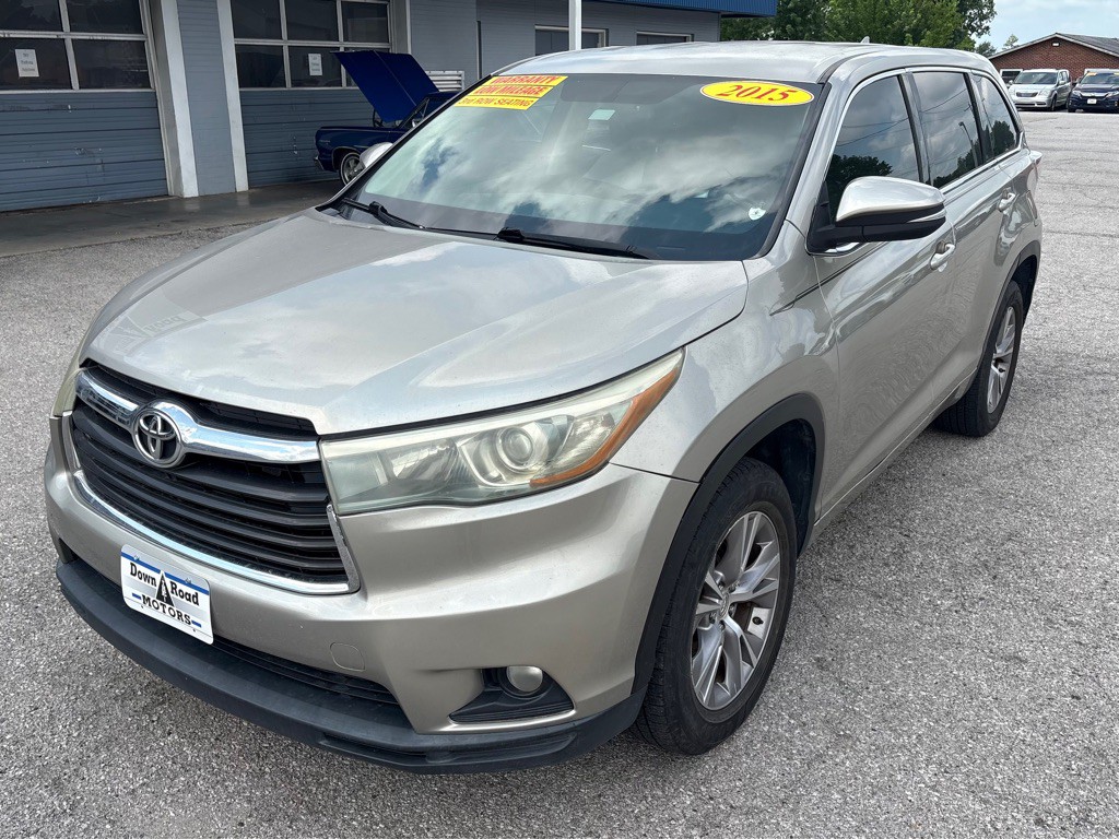 2015 Toyota Highlander Image 7