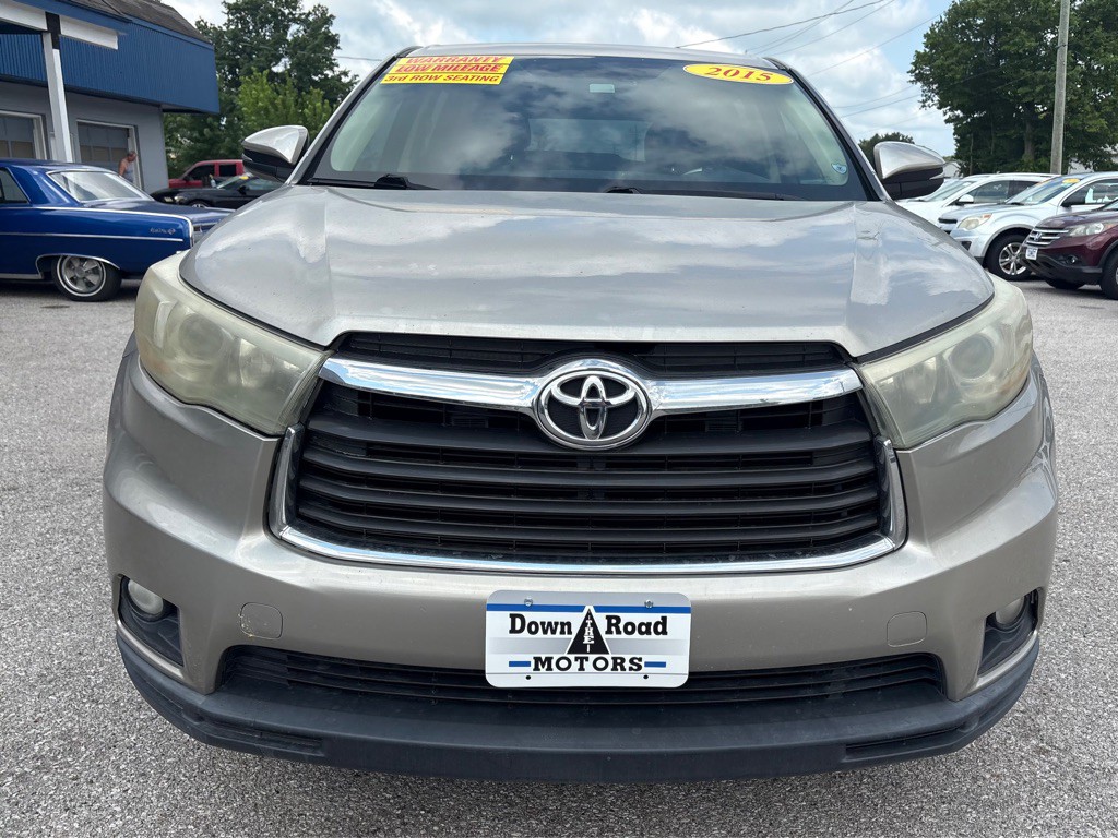 2015 Toyota Highlander Image 8