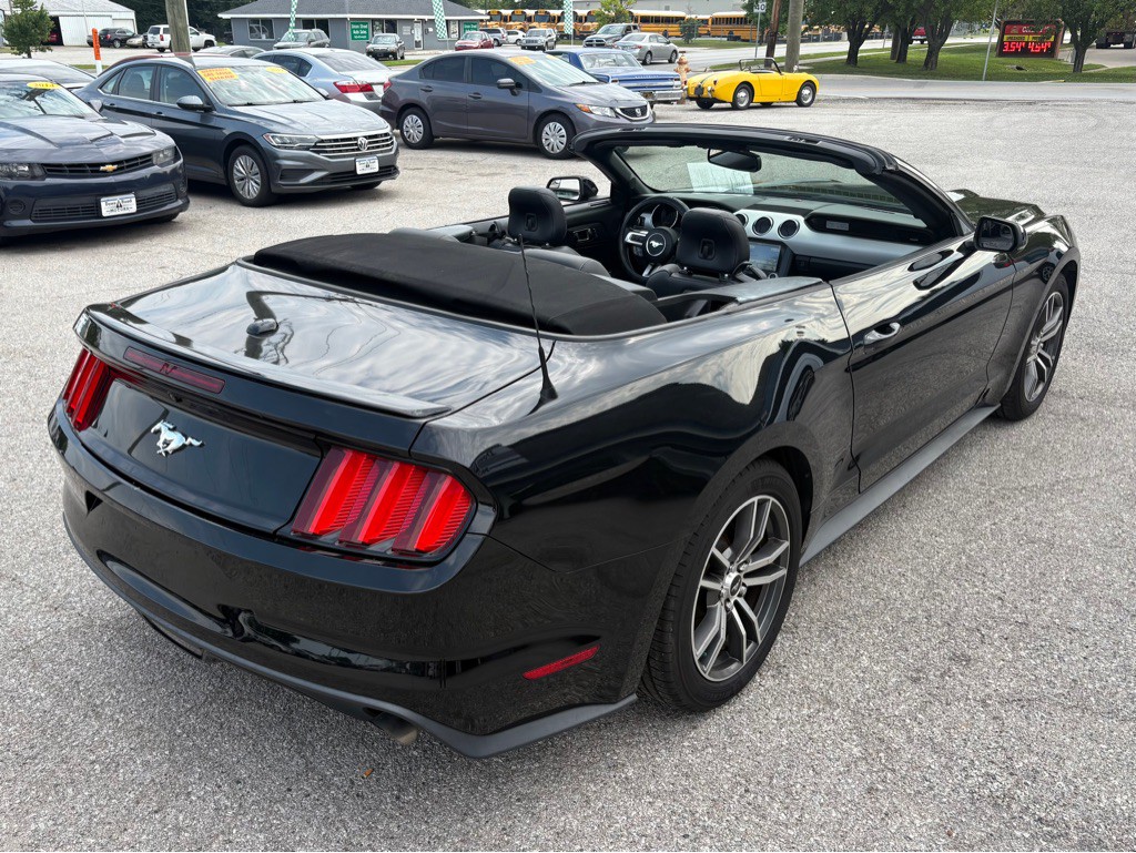 2017 Ford Mustang Image 11