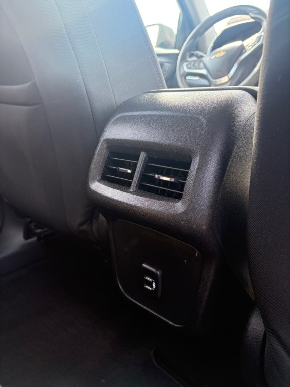 2019 Chevrolet Equinox Image 11