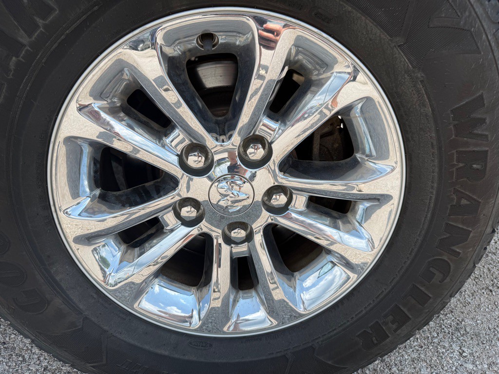 2014 RAM 1500 Image 14