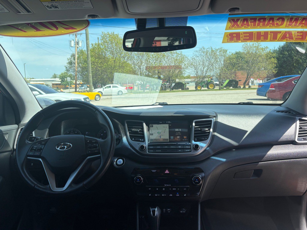 2017 Hyundai Tucson Image 13