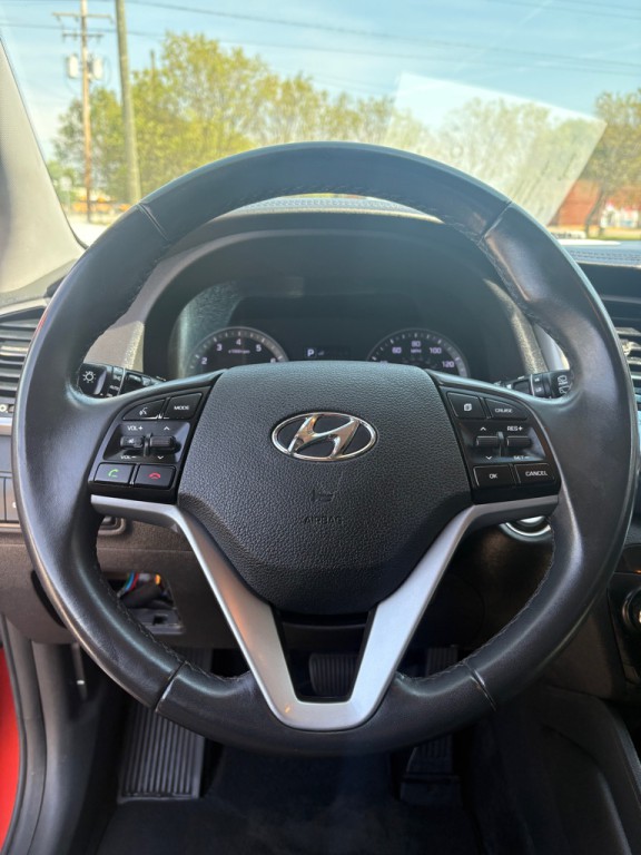 2017 Hyundai Tucson Image 16