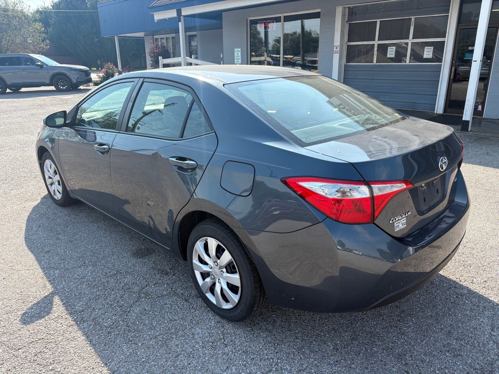 2015 Toyota Corolla Image 5