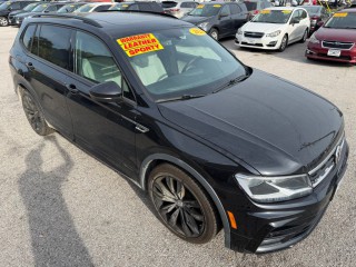 Image for 2021 Volkswagen Tiguan Se R-line Black ID: 7649124