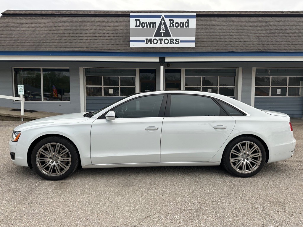 2014 Audi A8 Image 2