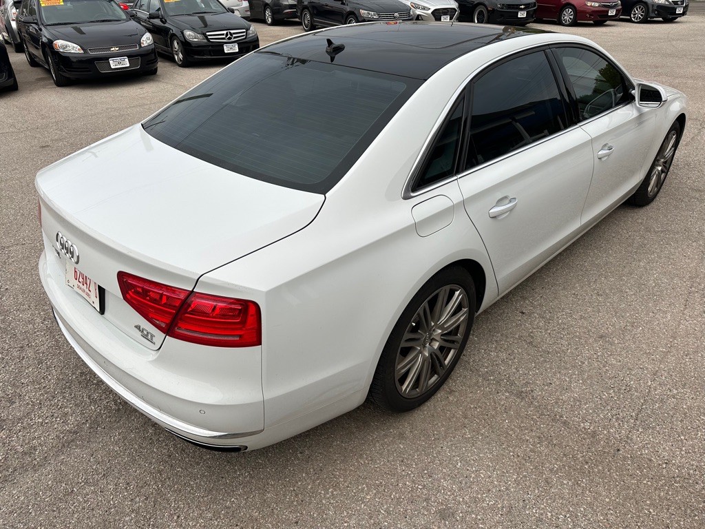 2014 Audi A8 Image 6