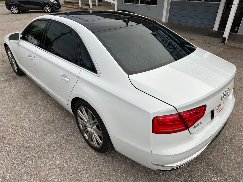 2014 Audi A8 Image 7