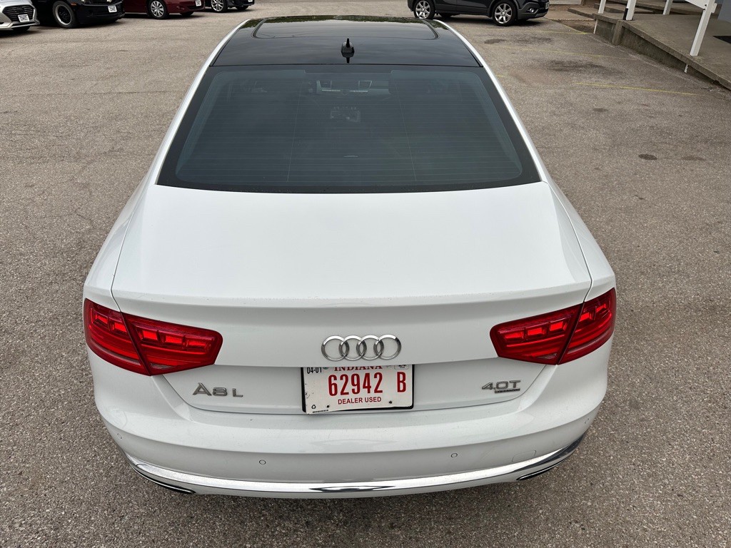 2014 Audi A8 Image 9