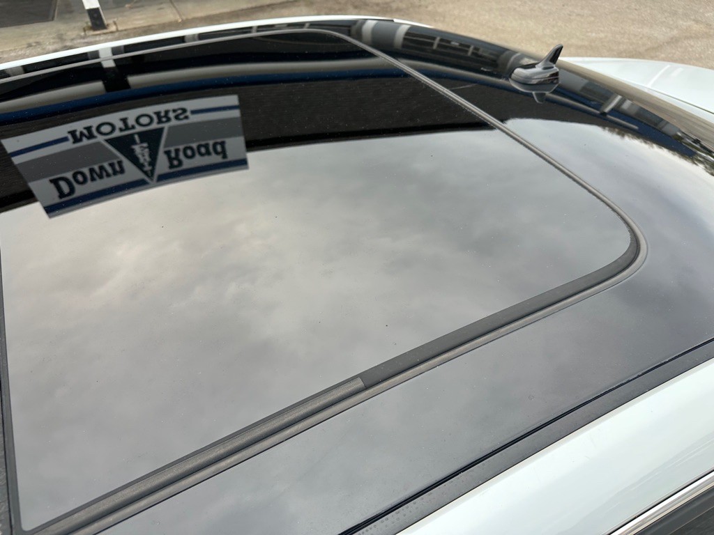 2014 Audi A8 Image 18