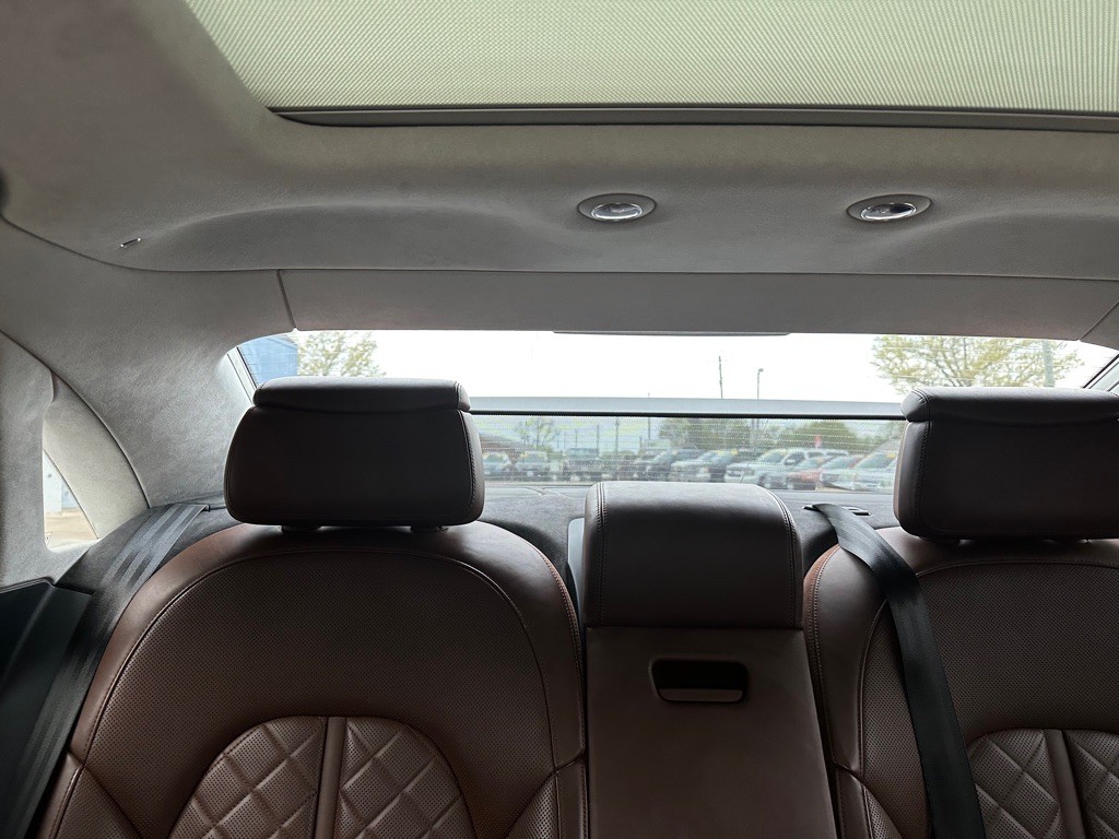 2014 Audi A8 Image 29