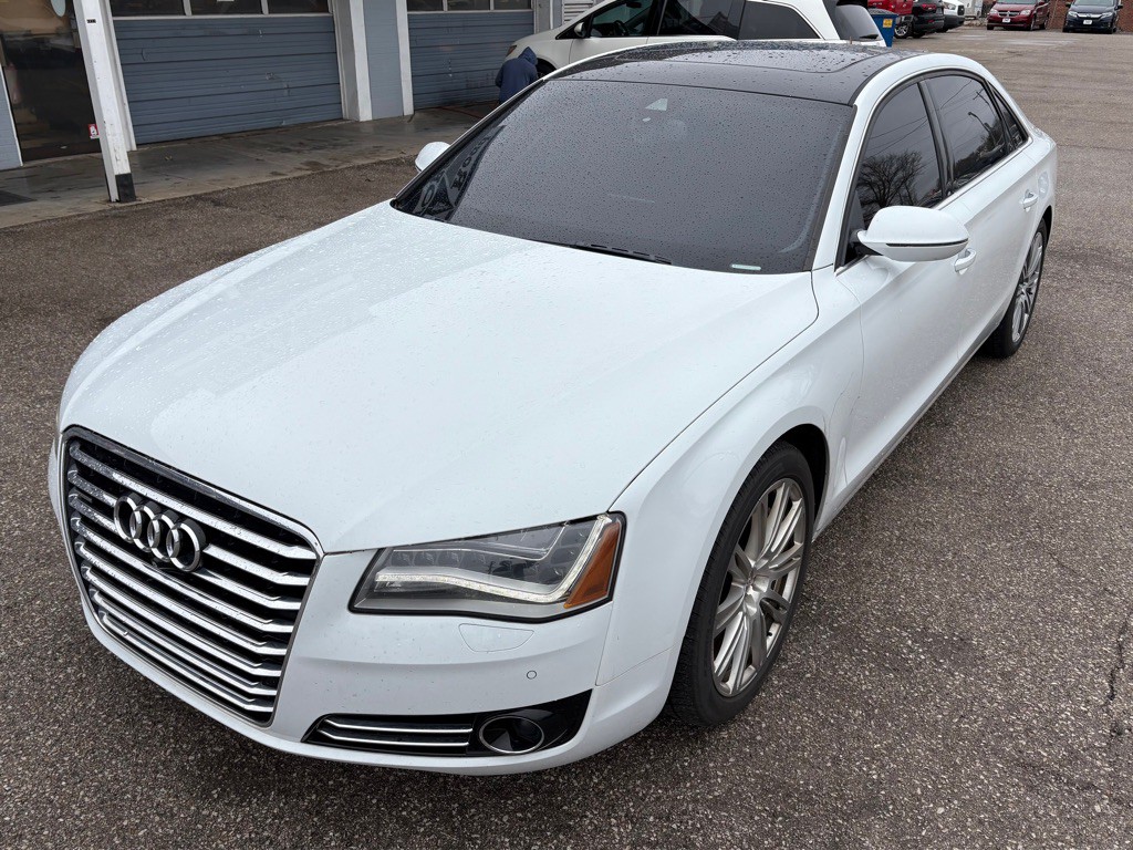 2014 Audi A8 Image 40