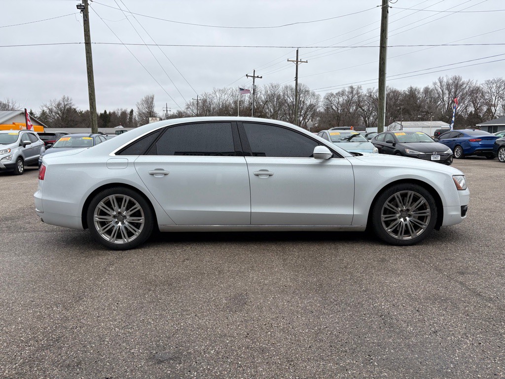 2014 Audi A8 Image 42