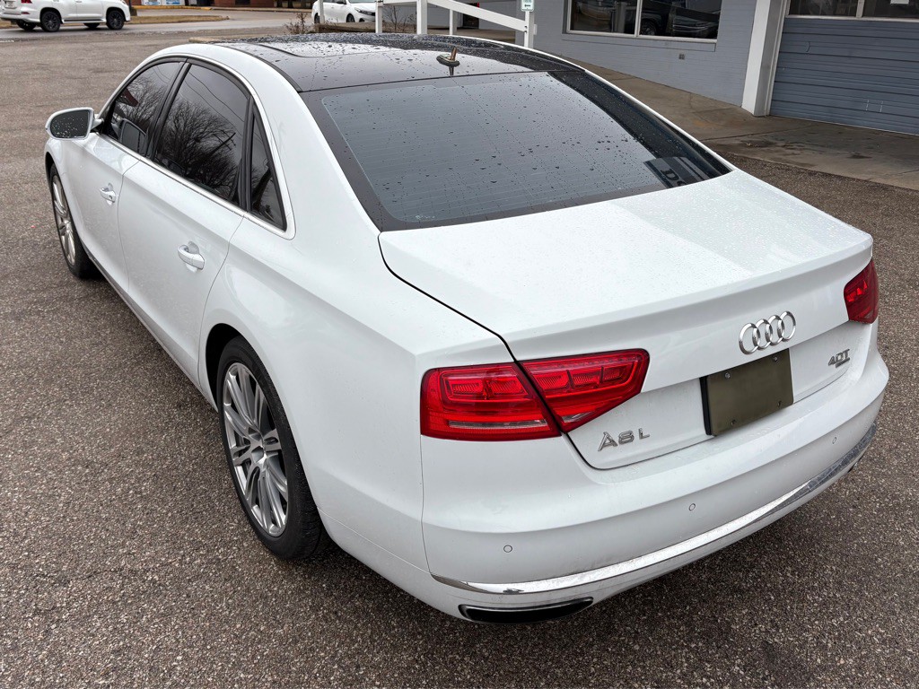 2014 Audi A8 Image 45