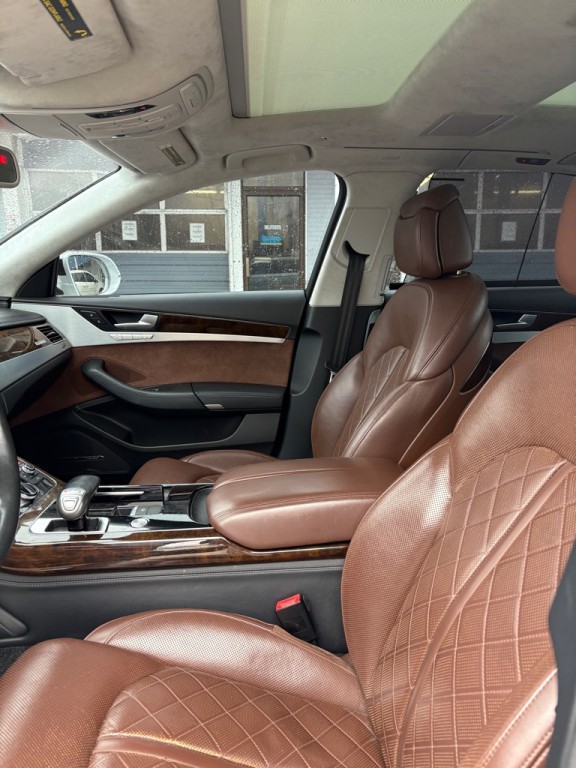 2014 Audi A8 Image 46
