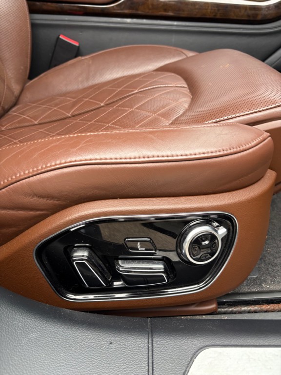 2014 Audi A8 Image 60