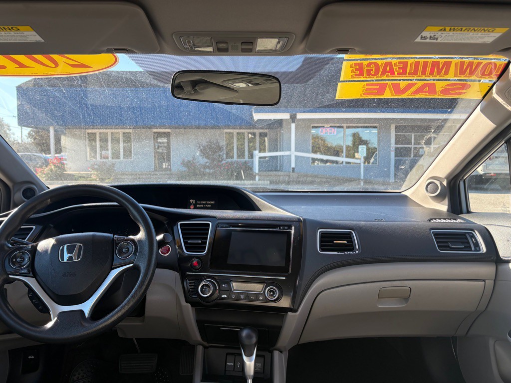 2015 Honda Civic Image 13